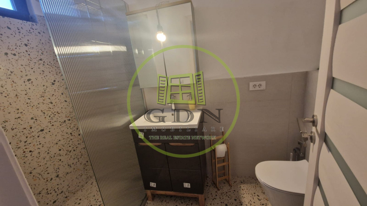 Casa cu 2 camere, 43mp, Centru