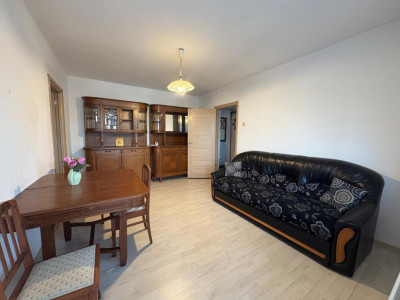 Apartament, 2 camere, semidecomandat, Nicolae Titulescu zona Fantasy Park