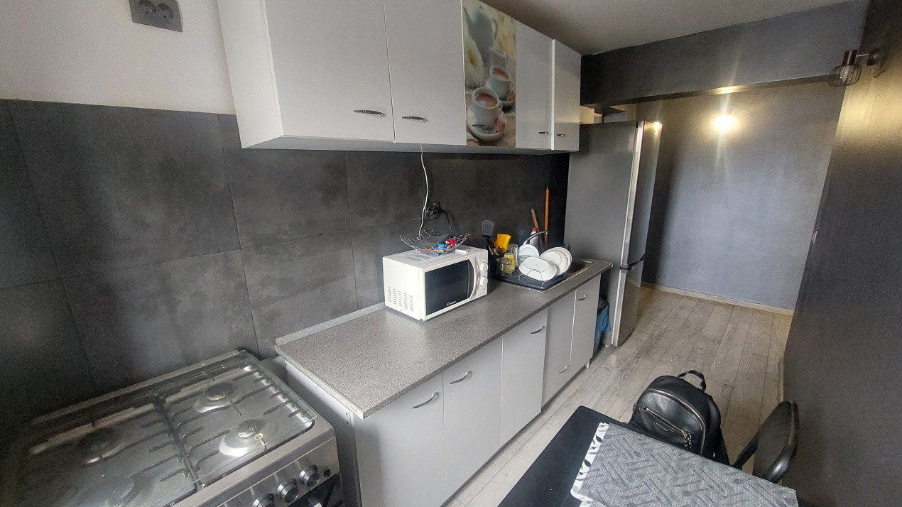 Apartament doua camere decomandat, Brazda zona Simplon