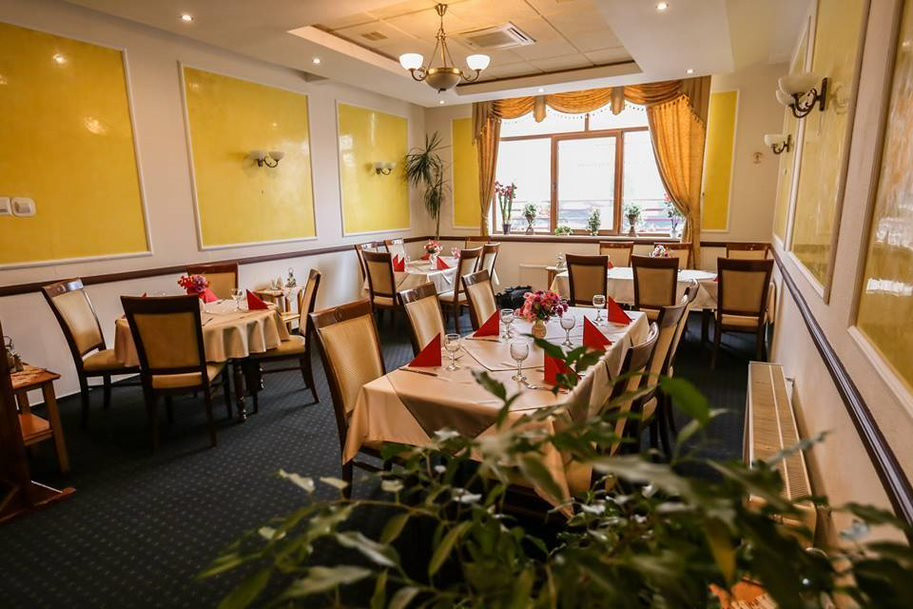 Spațiu Comercial de Închiriat, Zona Hipodrom, Pretabil Restaurant