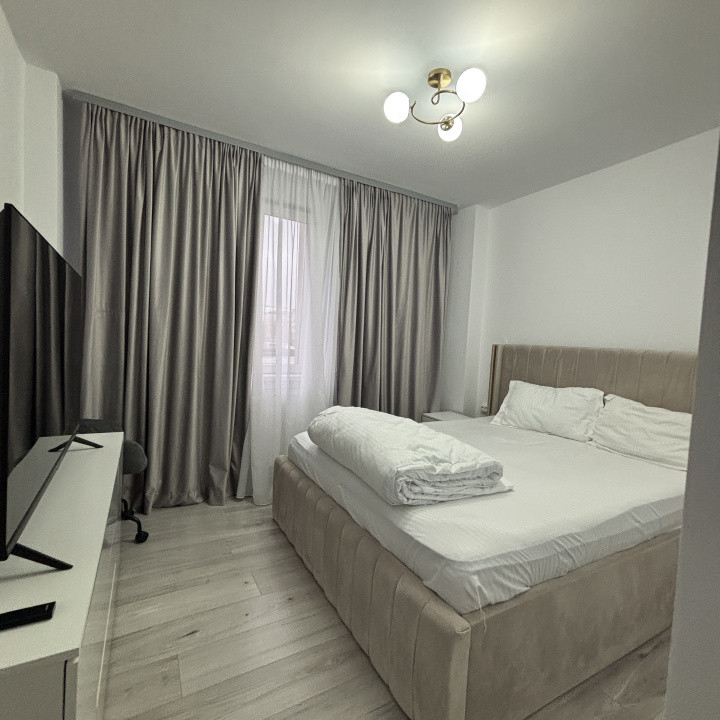 Apartament 4 camere de inchiriat