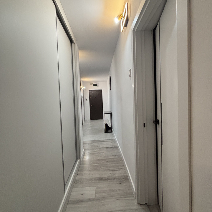 Apartament 4 camere de inchiriat