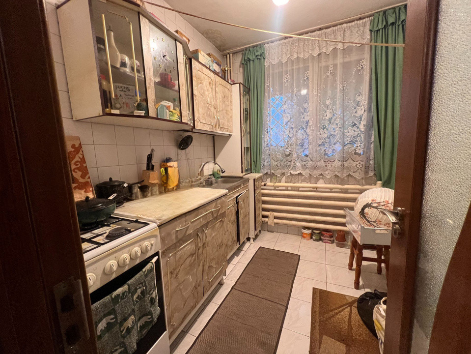 Apartament 3 camere, semidecomandat, 61.11 mp, Bld Titulescu, zona Scoala Nr. 12