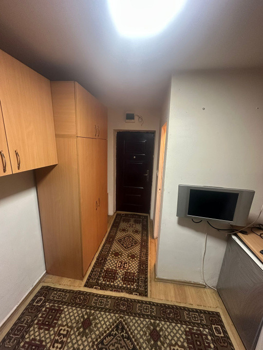 Garsoniera suprafata utila 13 mp spre  vanzare in Tiglari