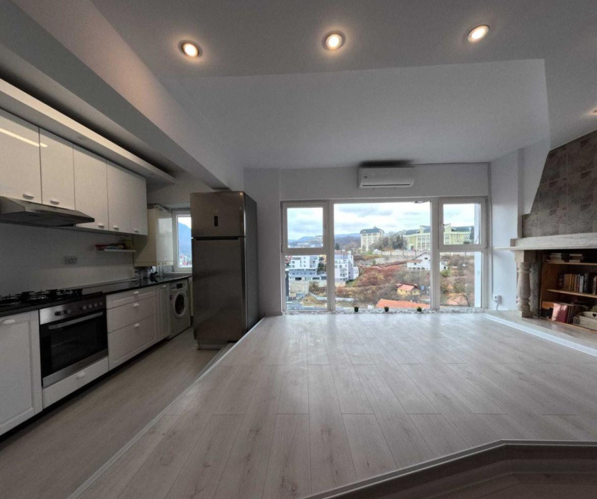 2 camere Griviței, renovat complet -  priveliște panoramică