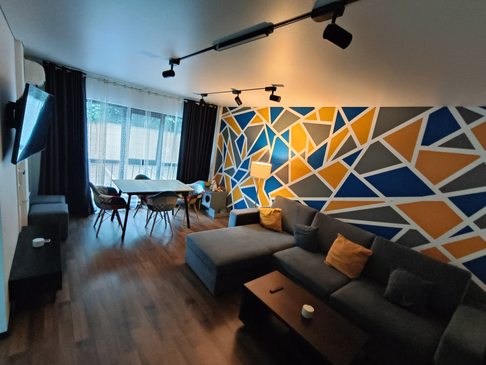 Apartament 3 camere – mobilat, utilat, modern, parter înalt – loc parcare inclus