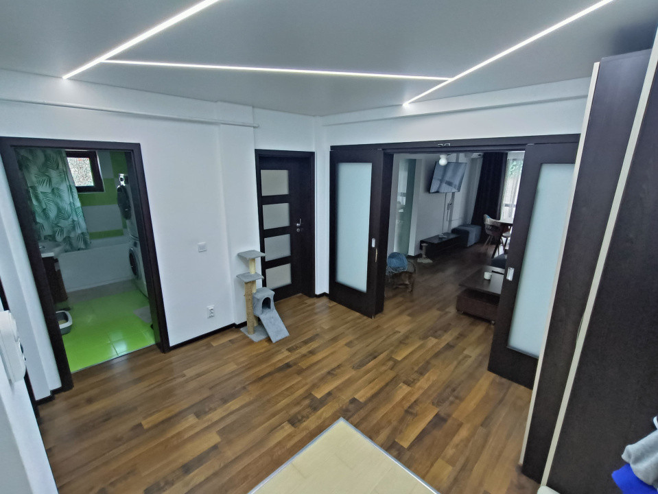 Apartament 3 camere – mobilat, utilat, modern, parter înalt – loc parcare inclus