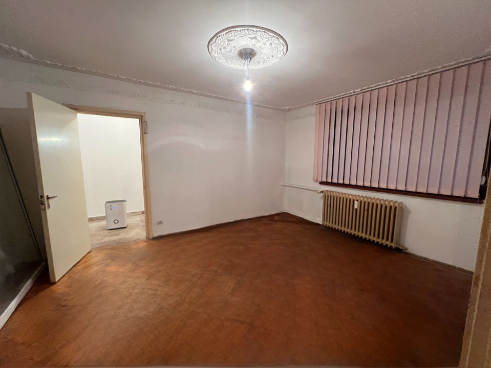 Apartament 3 camere, semidecomandat, 56.60 mp, cartier Brazda lui Novac