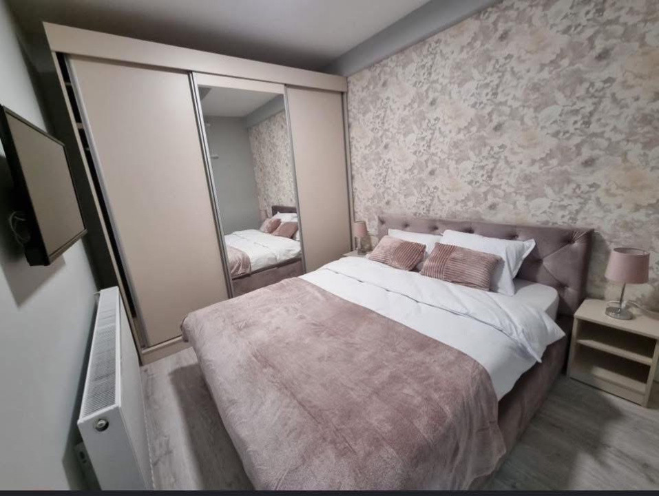 Apartament 3 camere de inchiriat 