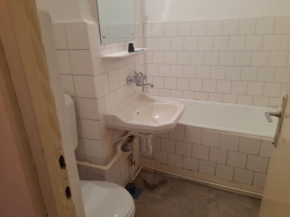 Apartament 2 camere de vanzare  cartier  Tudor Vladimirescu  Fagaras jud. Brasov