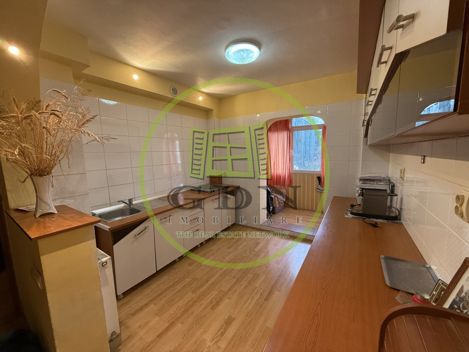 Apartament 2 camere decomandat, 51 mp, Calea Severinului, Zona Parc Maria Tanase