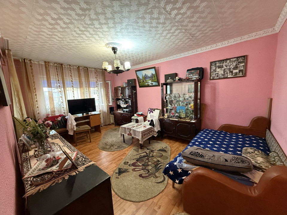 Apartament, 2 camere, 54 mp, decomandat, Rovine, Zona Cofetaria Damarin 