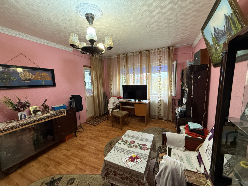 Apartament, 2 camere, 54 mp, decomandat, Rovine, Zona Cofetaria Damarin 