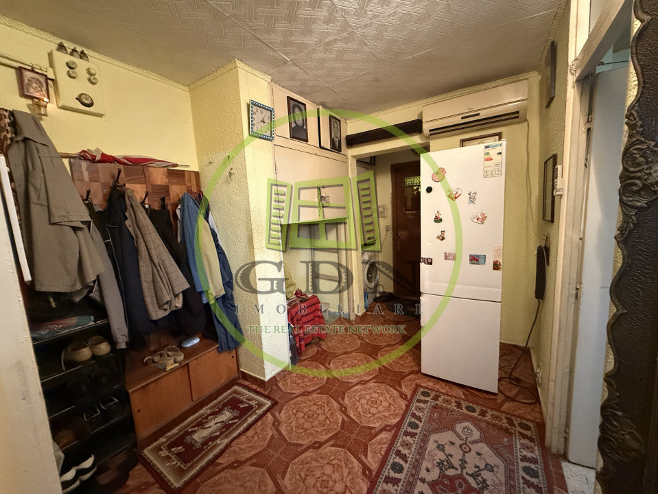 Apartament, 2 camere, 54 mp, decomandat, Rovine, Zona Cofetaria Damarin 