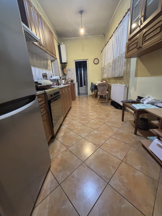 Casa de vanzare central 