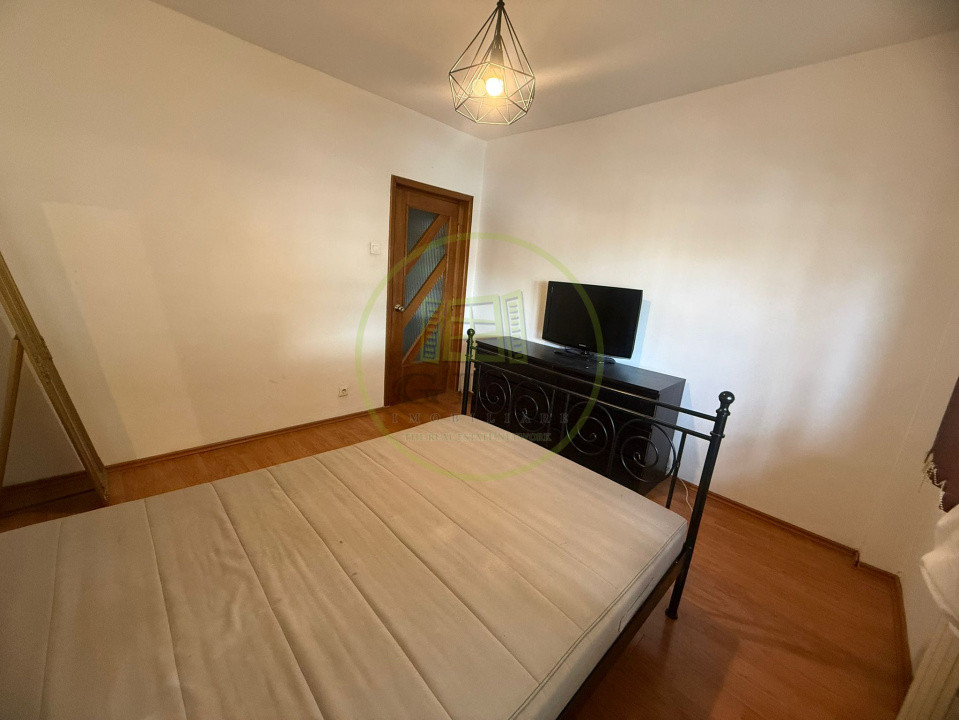 Apartament 3 camere, decomandat, 70mp, Calea Bucuresti, zona Electroputere