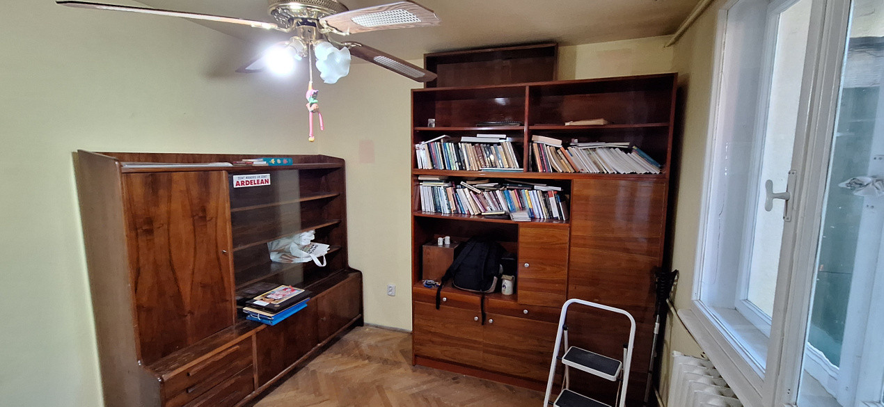 Apartament 2 camere, decomandat, Rogerius, Str. Iza.