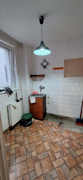 Apartament 2 camere, decomandat, Rogerius, Str. Iza.