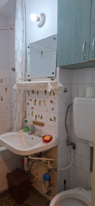 Apartament 2 camere, decomandat, Rogerius, Str. Iza.