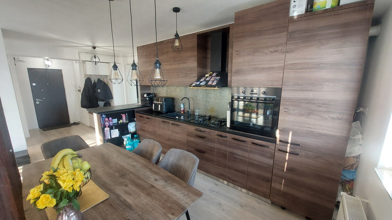 Apartament trei camere open-space, 84 mp, Calea Severinului zona Promenada Mall