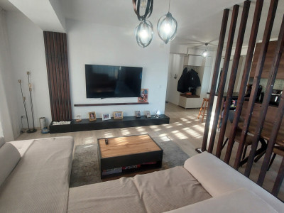 Apartament trei camere open-space, 84 mp, Calea Severinului zona Promenada Mall