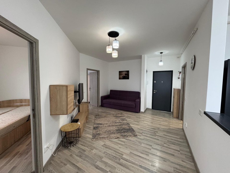 Închiriere apart. cu 3 camere + garaj, 490 Euro, zona Vivo