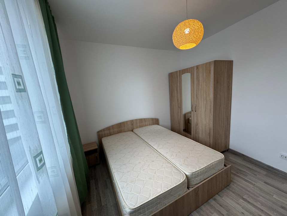 Închiriere apartment cu 3 camere + garaj, Vivo