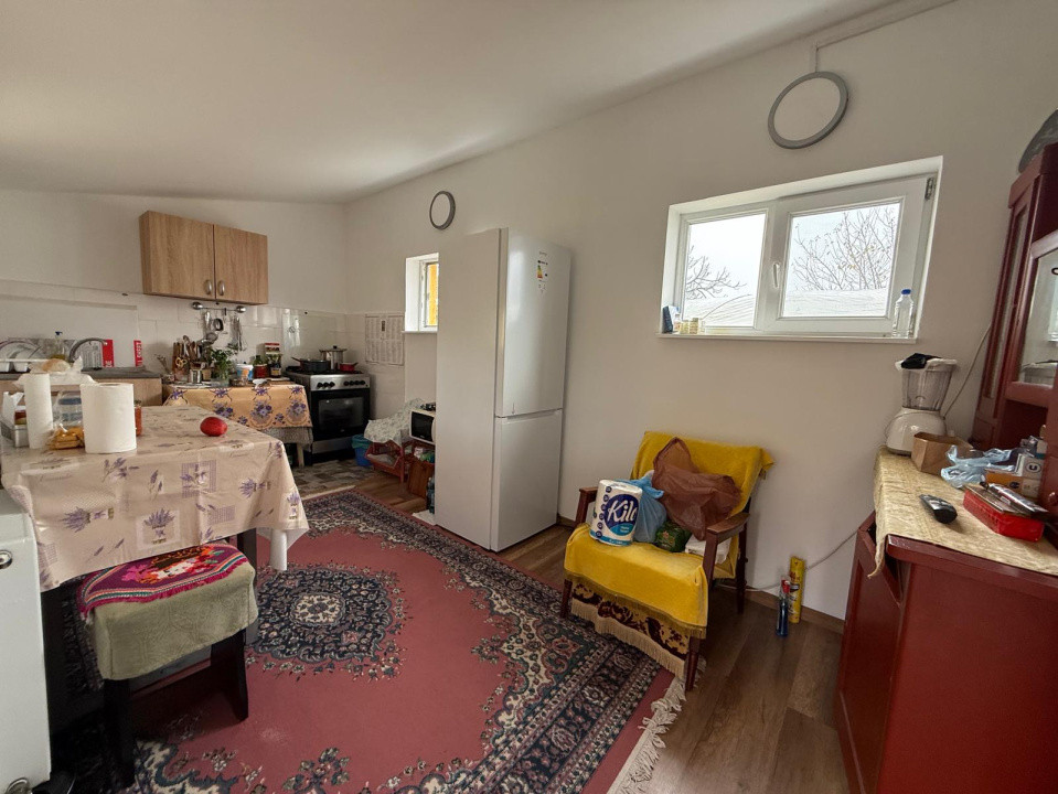 Casa P+M, 632 MP teren, 143 MP utili , Carcea