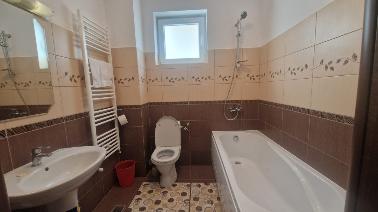 Apartament 2 camere, decomandat, 63mp, cartier Brazda, zona Carrefour