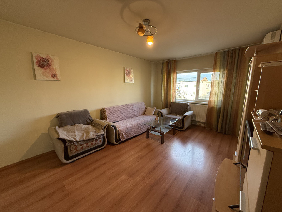 Apartament 3 camere, decomandat, 71.88 mp, cartier 1 Mai, zona Scoala 36