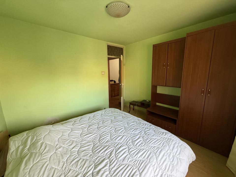 Apartament 3 camere, decomandat, 71.88 mp, cartier 1 Mai, zona Scoala 36