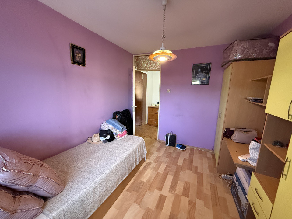 Apartament 3 camere, decomandat, 71.88 mp, cartier 1 Mai, zona Scoala 36