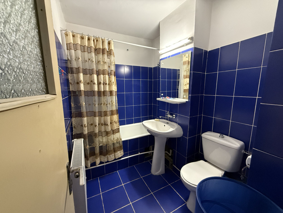 Apartament 3 camere, decomandat, 71.88 mp, cartier 1 Mai, zona Scoala 36