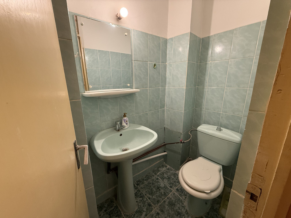 Apartament 3 camere, decomandat, 71.88 mp, cartier 1 Mai, zona Scoala 36