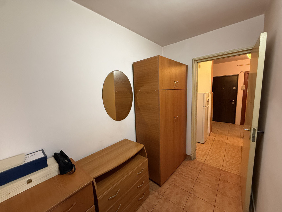 Apartament 3 camere, decomandat, 71.88 mp, cartier 1 Mai, zona Scoala 36