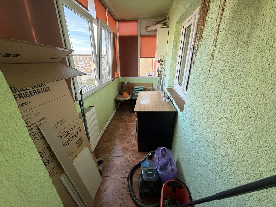 Apartament 3 camere, decomandat, 71.88 mp, cartier 1 Mai, zona Scoala 36