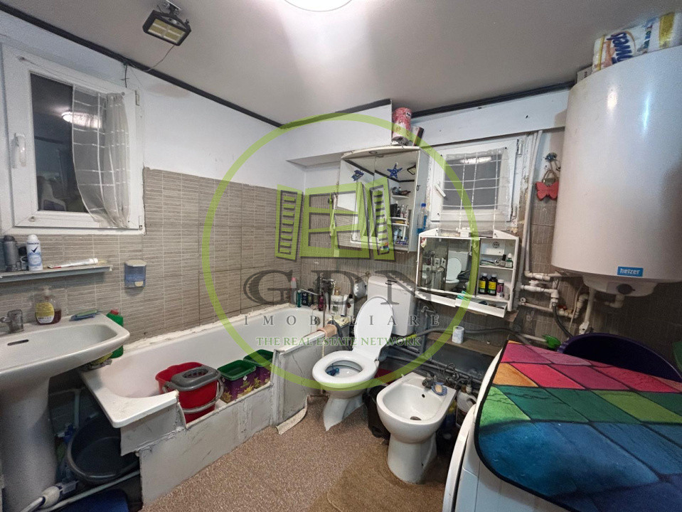 Casa plan parter, 178 mp teren, 70 mp utili, Carcea