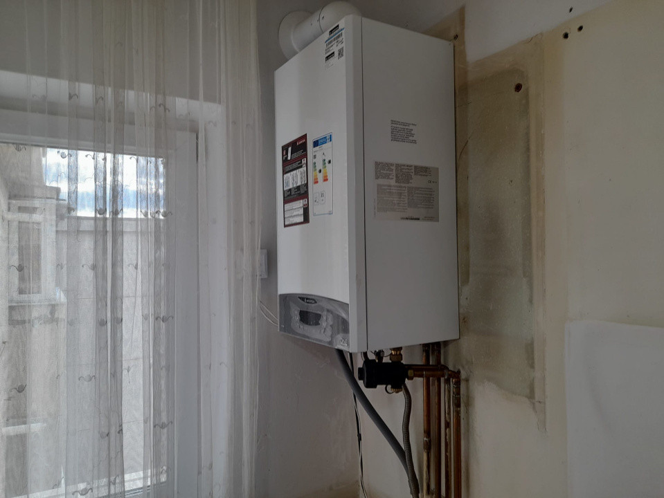 Apartament 3 camere de vanzare strada Octavian Paler Fagaras jud. Brasov