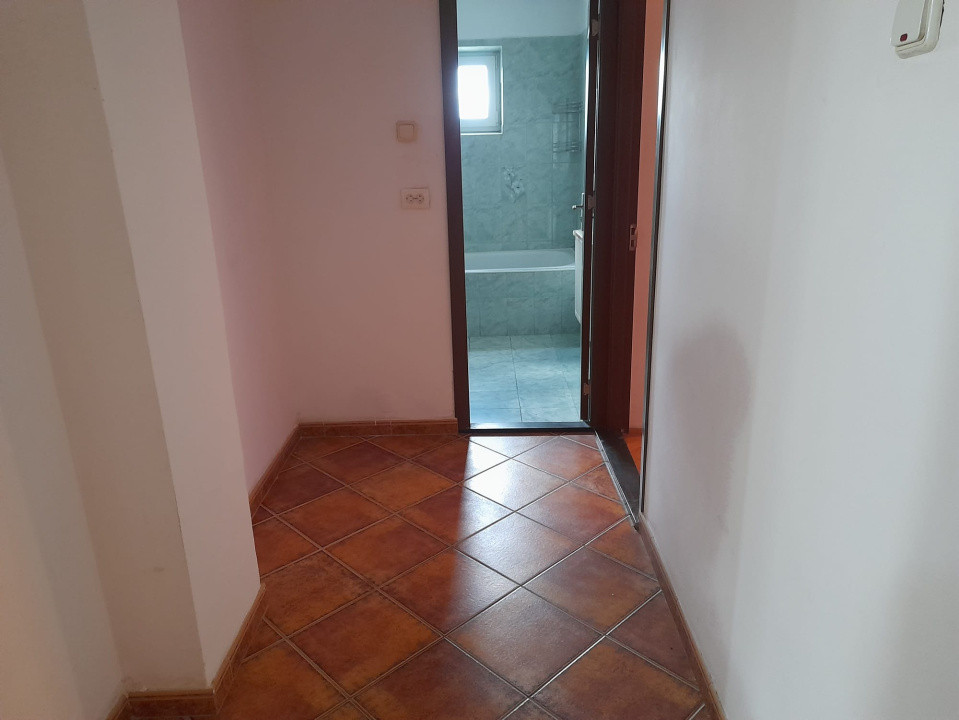 Apartament 3 camere de vanzare strada Octavian Paler Fagaras jud. Brasov