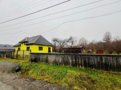 casă de vânzare în Sârbi / Budești – Maramureș