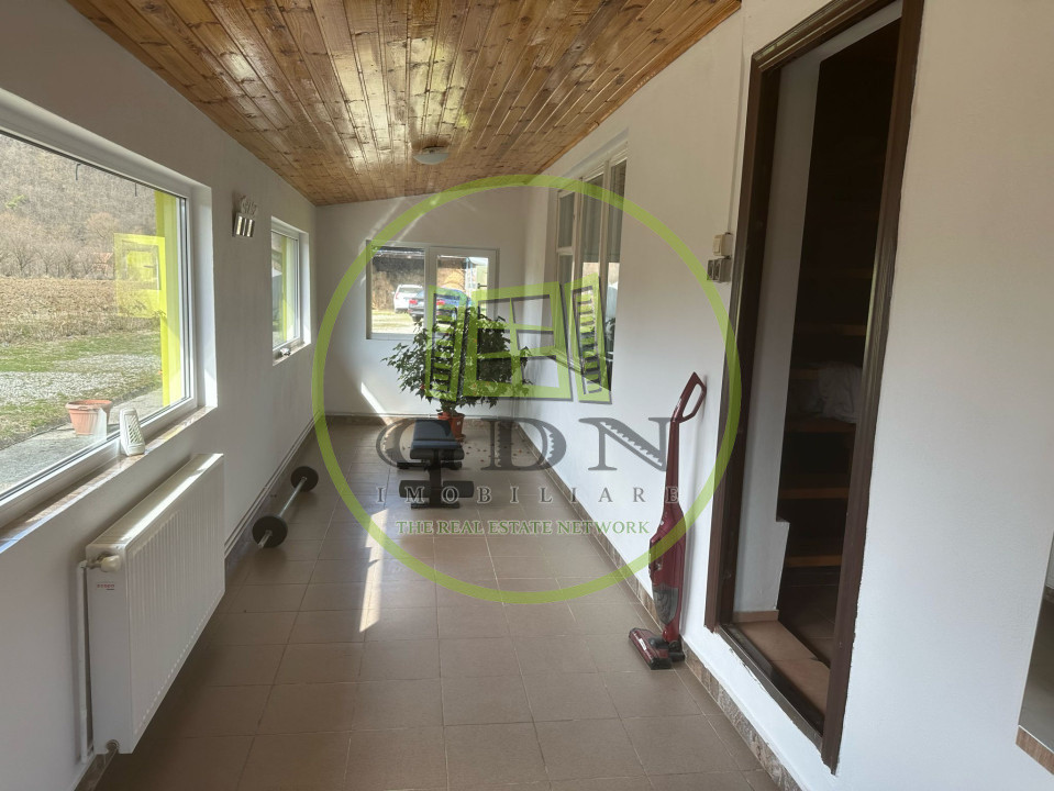 Casa 3 dormitoare, 128mp, 4750mp teren, piscina, cuptor de paine , Casolt