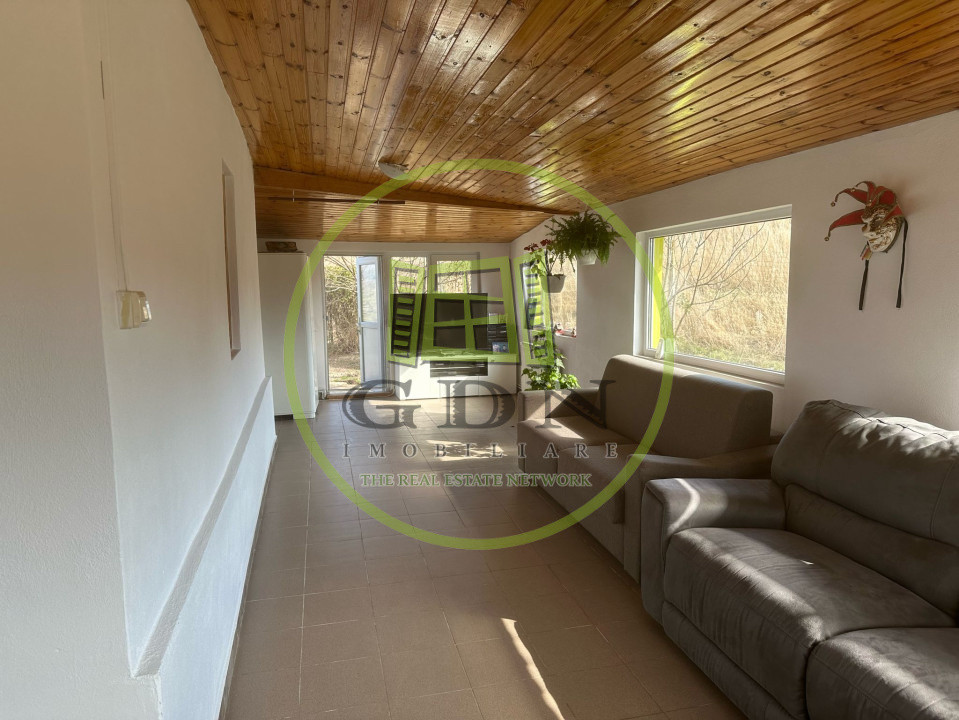 Casa 3 dormitoare, 128mp, 4750mp teren, piscina, cuptor de paine , Casolt