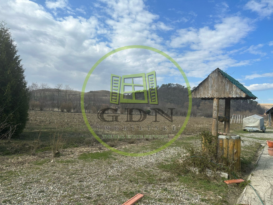 Casa 3 dormitoare, 128mp, 4750mp teren, piscina, cuptor de paine , Casolt