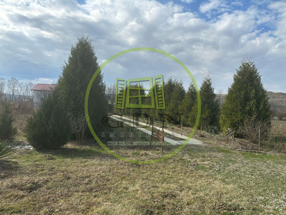 Casa 3 dormitoare, 128mp, 4750mp teren, piscina, cuptor de paine , Casolt