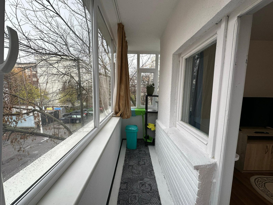 Apartament doua camere, 54mp, cartier 1 Mai, zona Sala Polivalenta 