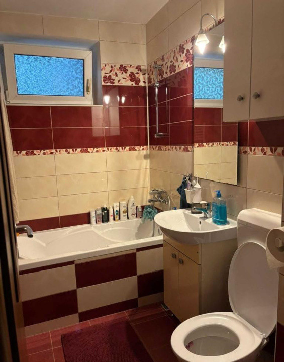 Apartament 4 camere | Etaj 1 | Centrul Civic