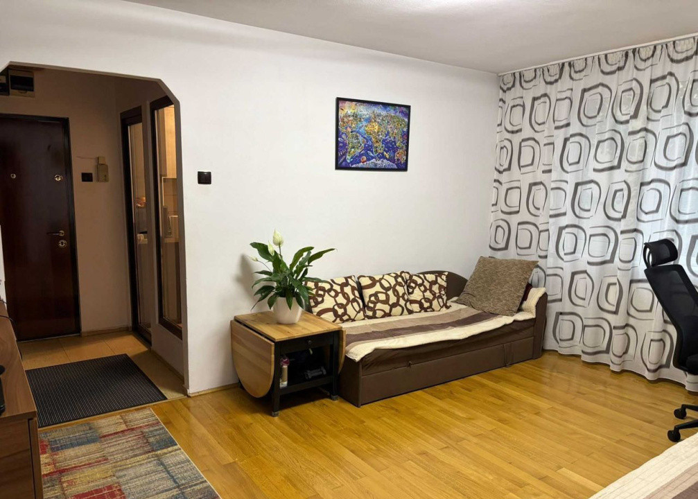 Apartament 4 camere | Etaj 1 | Centrul Civic