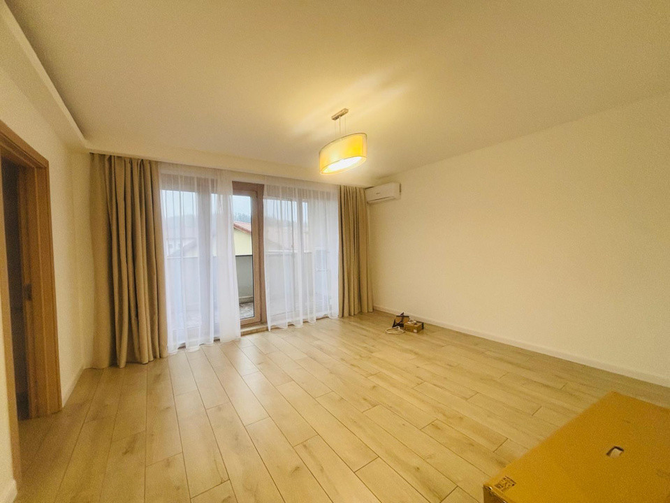 De vanzare - apartament 2 camere  Tautii Magheraus