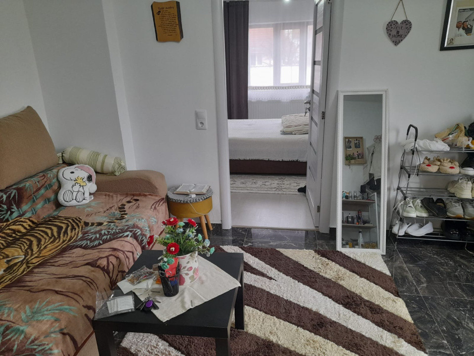 Casa renovata 2 camere de vanzare str. Campului Fagaras jud. Brasov