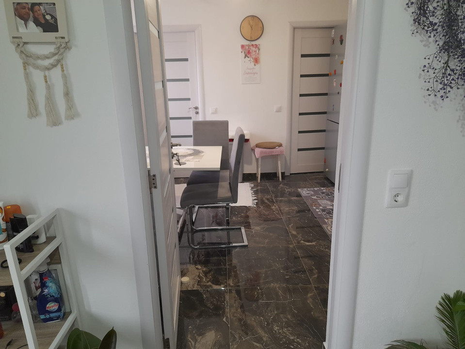 Casa renovata 2 camere de vanzare str. Campului Fagaras jud. Brasov